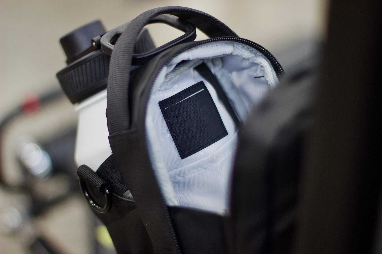 GRAV™ - Magnetic Gym Bag (80% OFF TODAY)